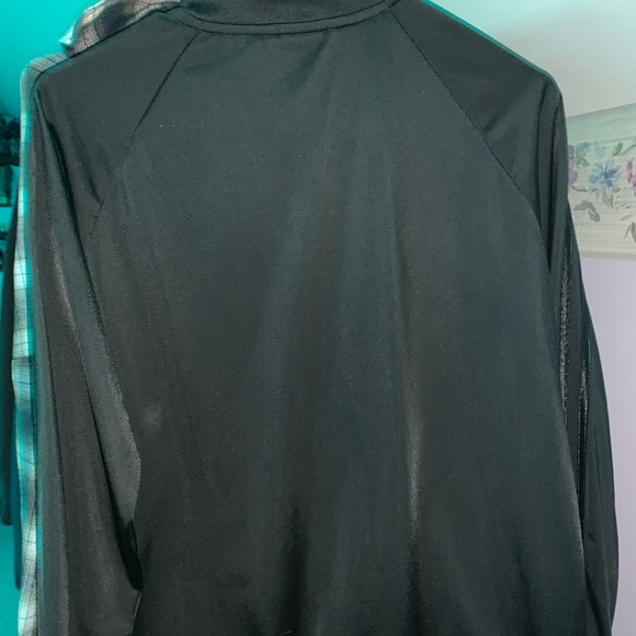 Sweater - Picture 2 of 3